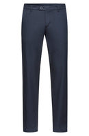 Herren Chino Regular Fit Mit hohem Stretchanteil und 100% Fairtrade zertifizierter Baumwolle.